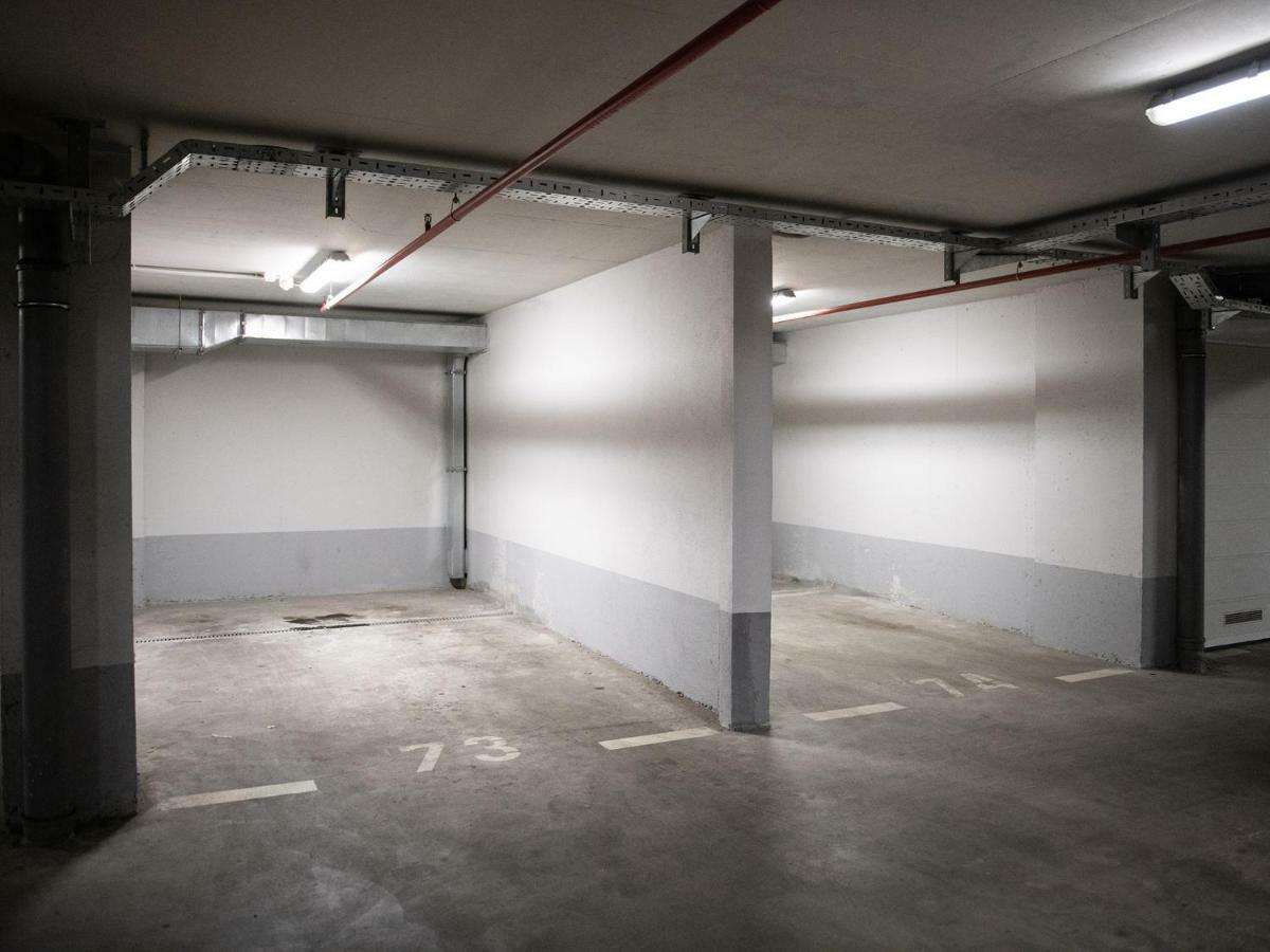 Flexible Selfcheckins 9 - - Garage - Electric Vehicle Ccharger - Loggia - New - Repinc 9 * Zagreb